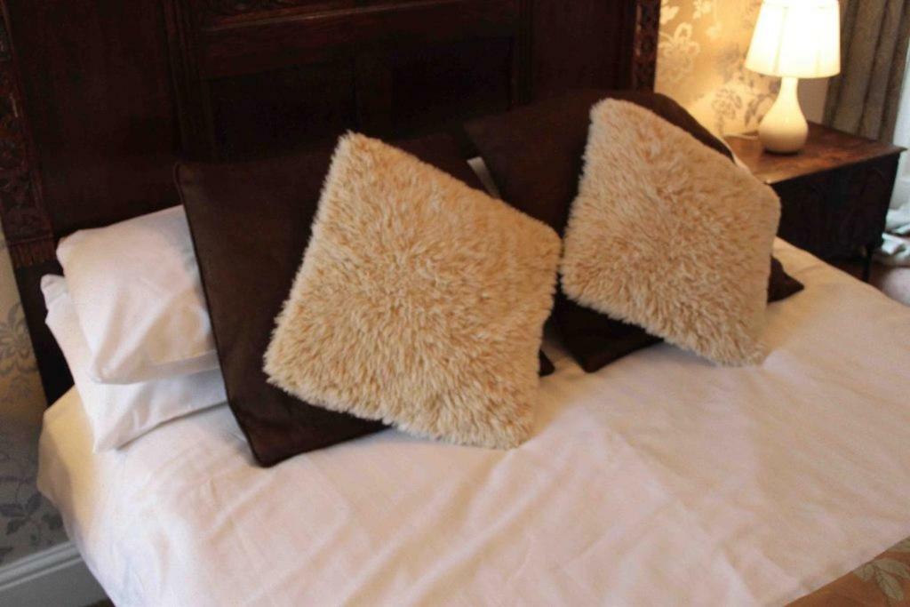 Hotel Ye Olde Nags Head Castleton  Esterno foto